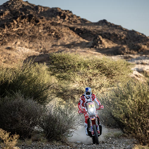 DAKAR STAGE EIGHT PROVES TO BE A CHALLENGING ONE FOR DANIEL SANDERS